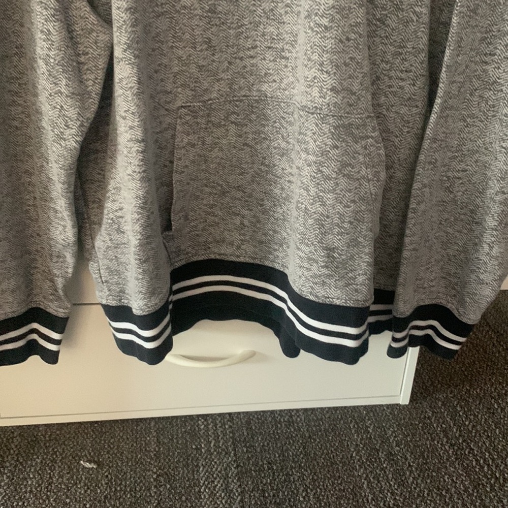 American eagle hoodie - Picture 3 of 4